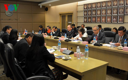 ຫວຽດນາມແລະໄທກຽມສ້າງຕັ້ງໂທລະສັບສາຍດ່ວນສ້າງເງື່ອນໄຂໃຫ້ການເຄື່ອນໄຫວຫາປາ